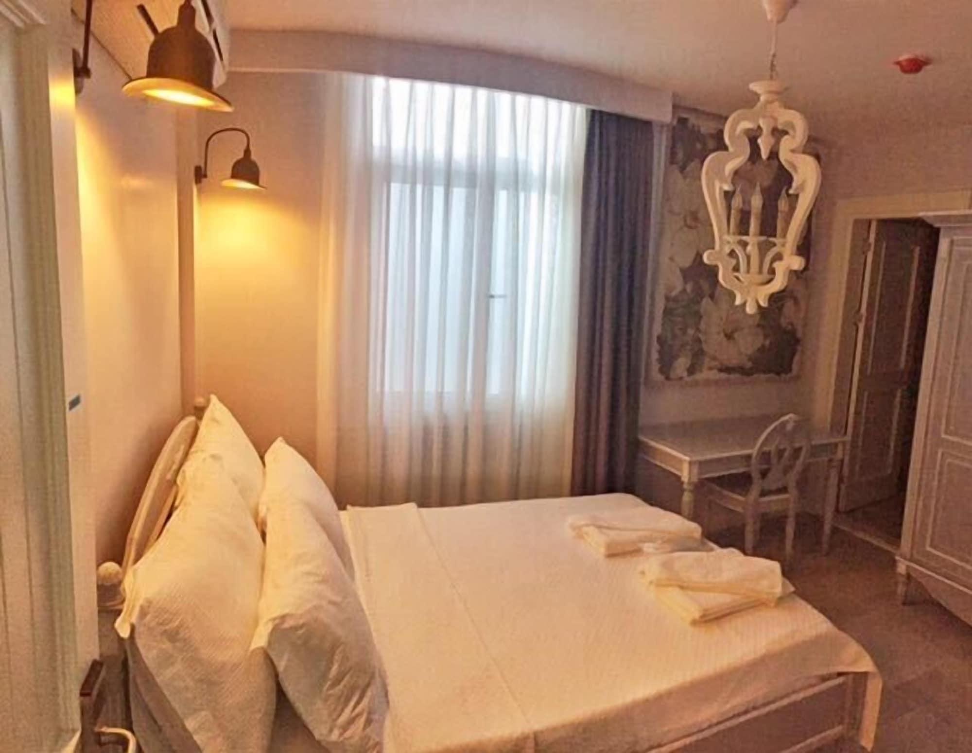 Alacaat Otel 알라카티 외부 사진